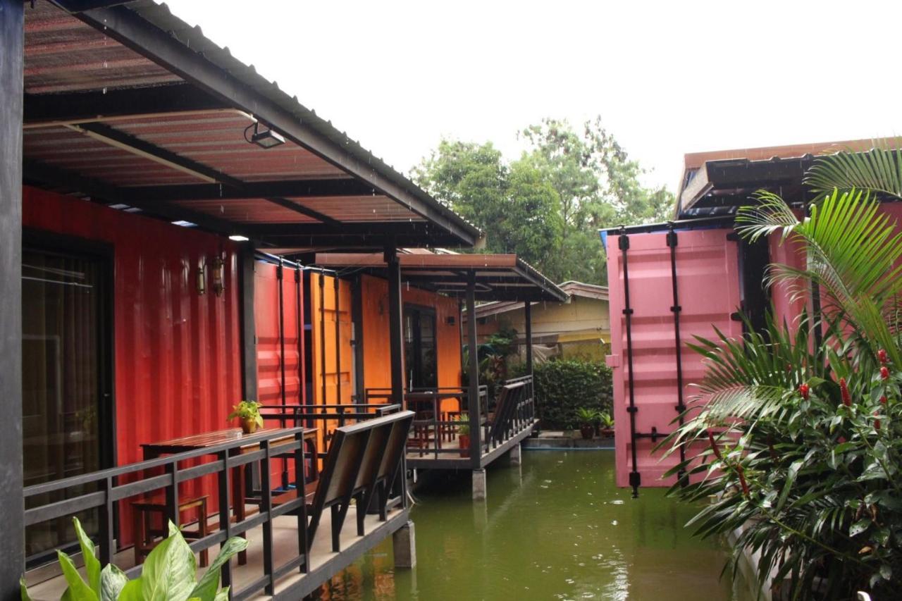Amazon Resort 素叻他尼 外观 照片