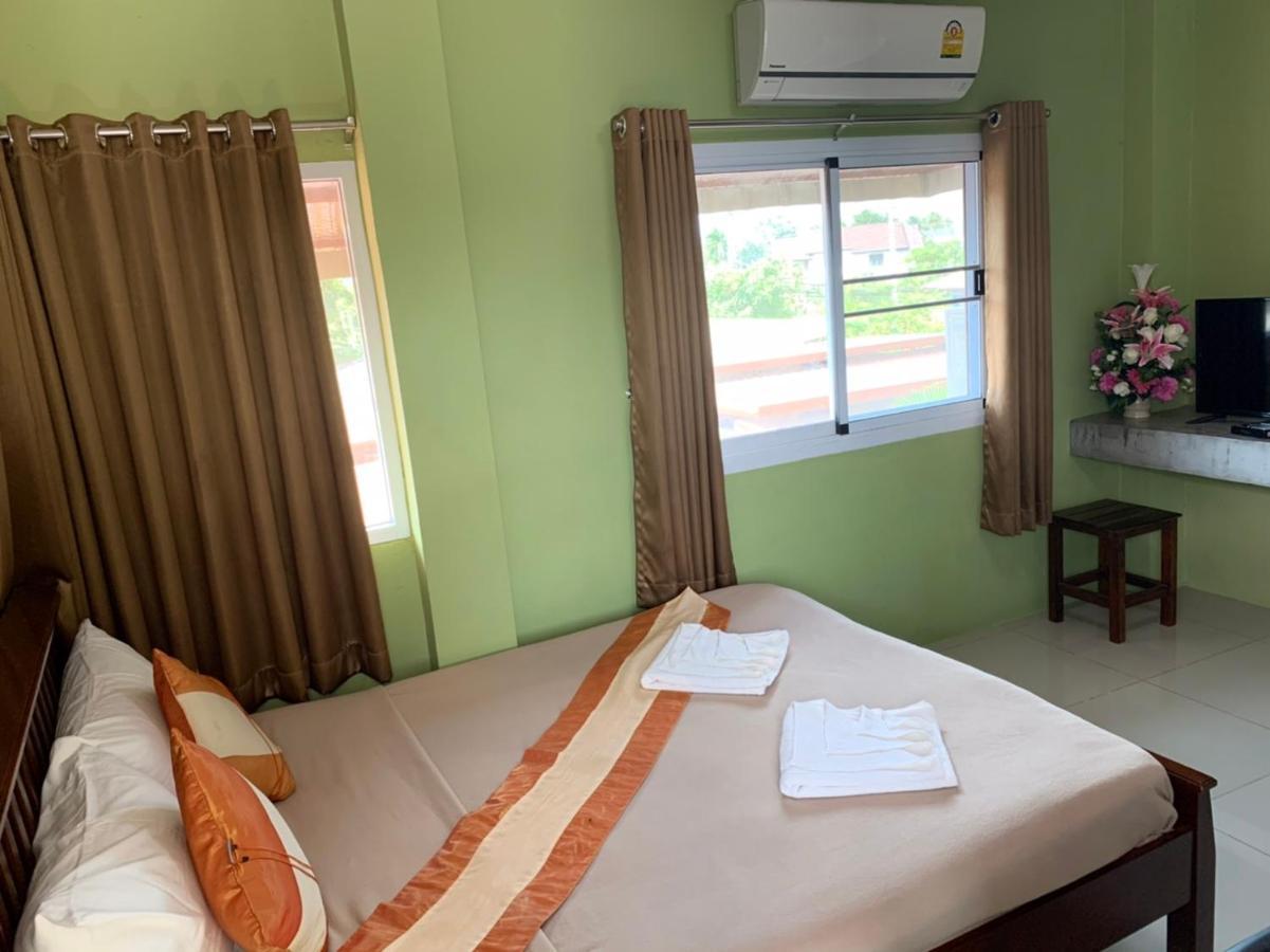 Amazon Resort 素叻他尼 外观 照片